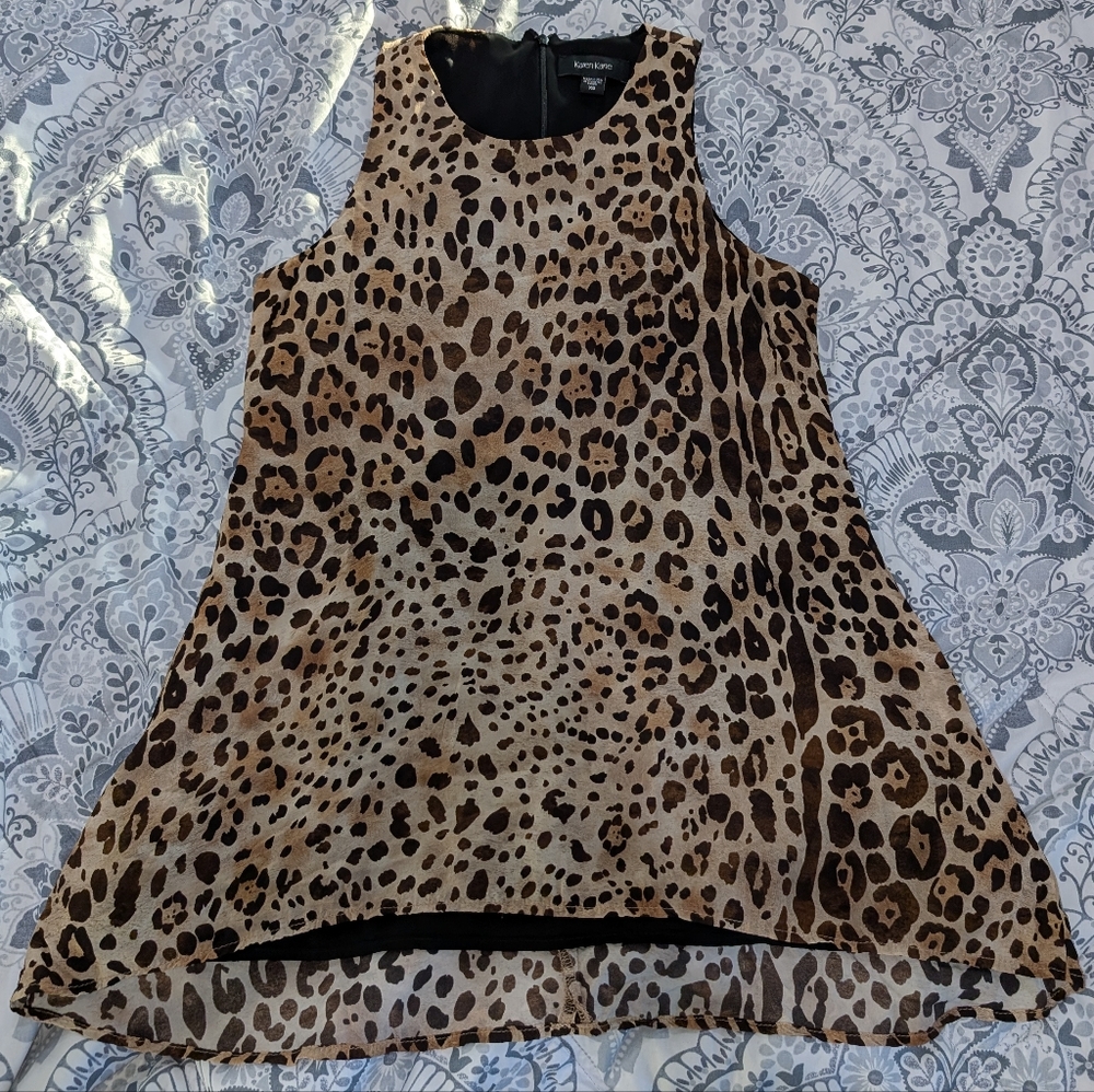 Karen Kane Leopard Print Sleeveless Blouse